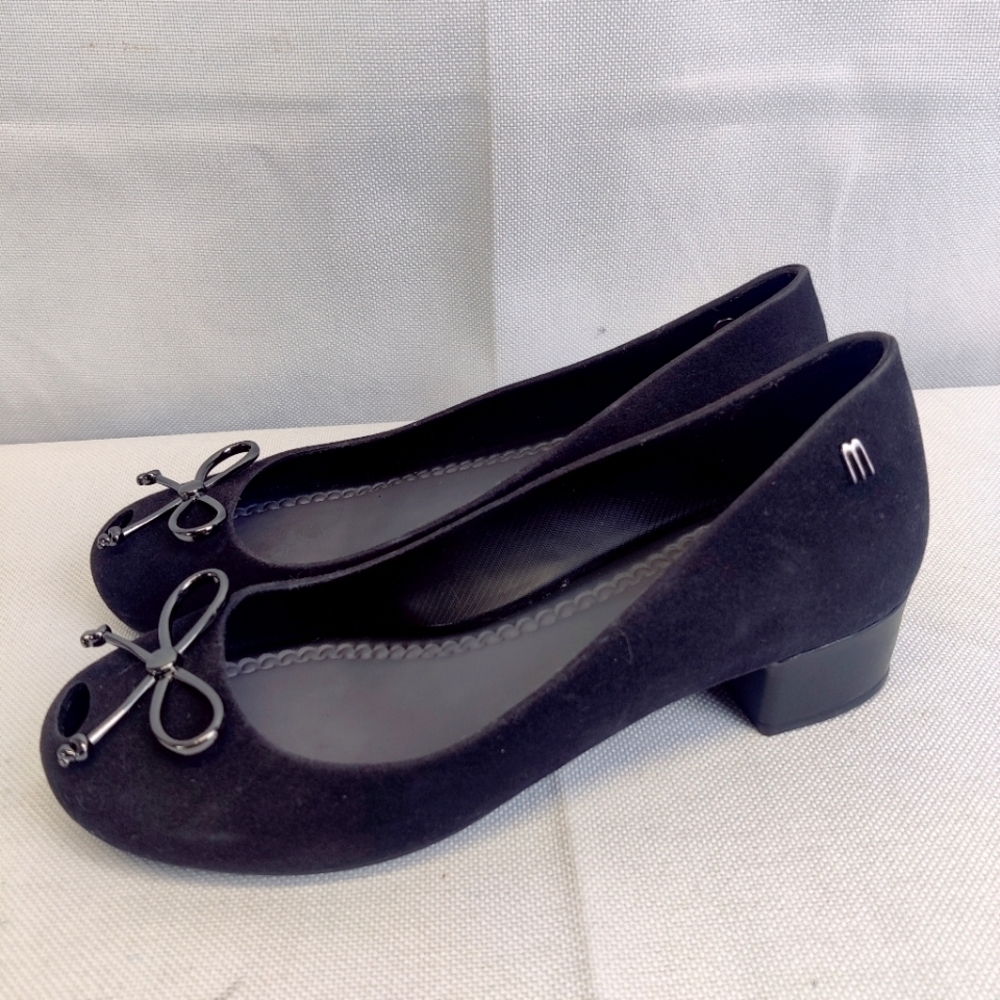 Melissa Metal Bow Peep Toe Chunky 1.25" Heel Shoes Women's Sz 5 Black Rubber